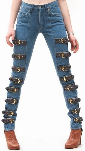 Fesseljeans