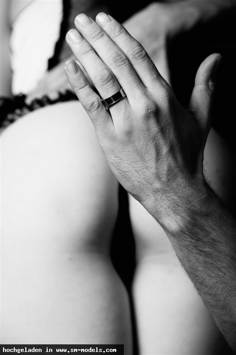 Mr_P_Ooe_1Schl&auml;ge auf den Hintern -  (Männlich ,PLZ 4210 - Österreich) - 19738