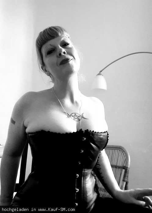 Herrin_Andrith (Weiblich ,PLZ 10315) - 15086