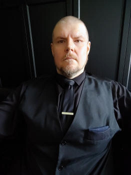 Sir_Nightsky aus Sonstiges (PLZ: 5311)